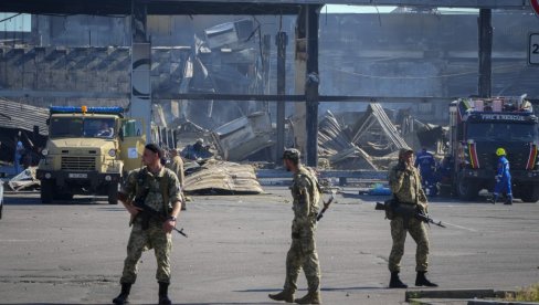 (УЖИВО) РАТ У УКРАЈИНИ: Змијско острво под руском контролом, Украјинци гранатирали град у ЛНР