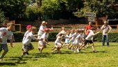 PREDŠKOLCI I PENZIONERI ODMERILI SNAGE: Održan međugeneracijski dečji maraton u Beo zoo vrtu