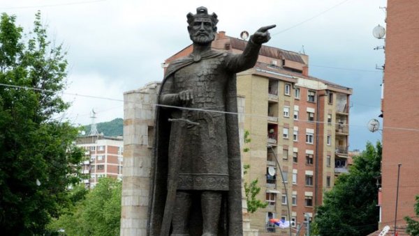 БЕРЛИН ПОДГРЕВА АХТИСАРИЈЕВ ПЛАН: Желе што пре да пресеку косовски чвор без формалног признавања од стране Србије