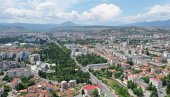 КИРИЈЕ И КВАДРАТИ СКОЧИЛИ: Све више странаца има некретнине у Црној Гори