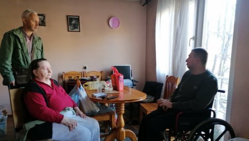 ZABORAVLJENI U ČETIRI ZIDA: Udruženje Sveti Sava pokreće akciju pomoći za porodicu Lopatić iz okoline Pala