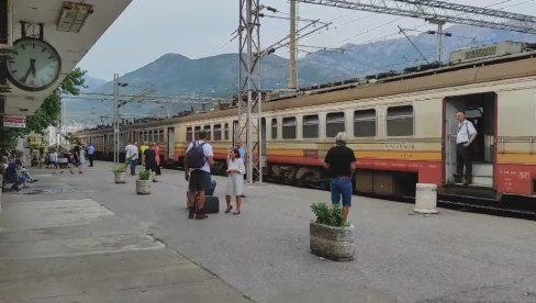 ХАОС ЗБОГ ШТРАЈКА У ЦРНОЈ ГОРИ: Хитно саопштење из Србијавоза