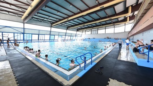 NA BAZEN I U MLADENOVCU: Sezona kupanja na plivalištu u obnovljenom SC LJubomir Ivanović Gedža