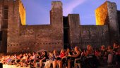 VEČERAS SE ZAVRŠAVA 9. TEATAR U TVRĐAVI: Zavesu spuštaju dečija predstava Legenda o hrabrosti i koncert Zemunskog kamernog orkestra