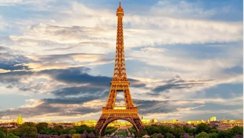 ГВОЖЂЕ ЈЕ БЕСПРЕКОРНО: Огласио се директор Ајфелове куле, после навода да је симбол Париза у лошем стању