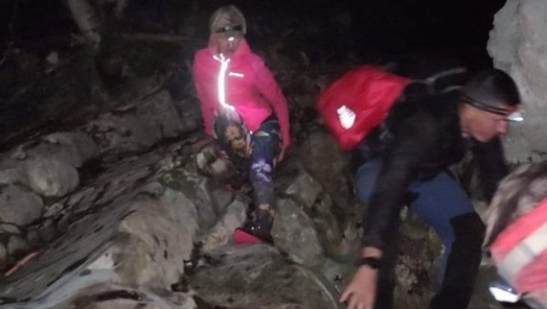 СПАСЕНИ ПЛАНИНАРИ: Успешно окончана спасилачка акција у Вусању