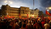 NAJAVLJENE BLOKADE PUTEVA: U Skoplju novi protest opozicije protiv francuskog predloga