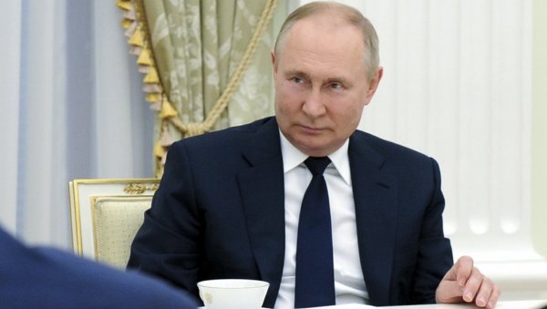 ЕВРОПЉАНИ СУ ВЕЋ ИЗГУБИЛИ: Путин - Санкције на гасовод Јамал су делотворне