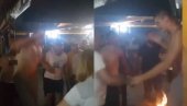 JOKIĆ GO IGRAO KOLO: Srbin po kiši opleo sitan vez oko vatre i proslavio novi ugovor (VIDEO)