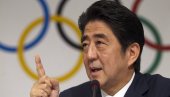 ЈАПАНЦИ ОДАЈУ ПОЧАСТ АБЕУ: Сахрана  бившег јапанског премијера у уторак (ФОТО)