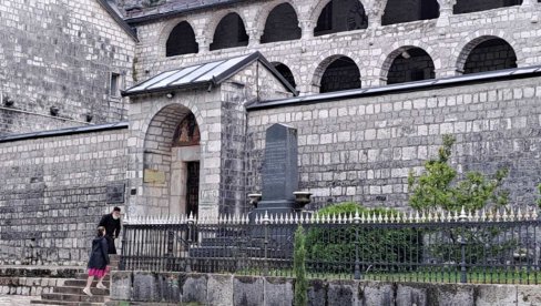 STVARA SE RAZDOR I MRŽNJA MEĐU LJUDIMA: Mitropolija crnogorsko-primorska izrazila zabrinutost za crkvu
