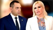 РАСПРАВА ОКО ЛАВРОВА: Зорана Михајловић и Александар Вулин опет у клинчу
