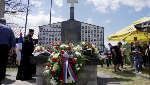 ORIĆEVI DŽELATI I DALJE BEZ KAZNE: Pomen stradalim Srbima u selima Srebrenice i Bratunca na Petrovdan 1992. godine