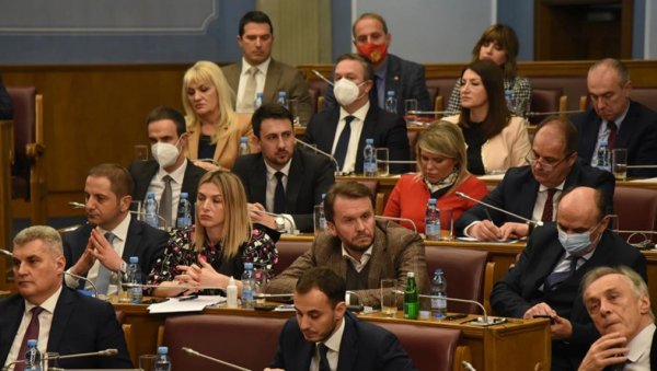 КАКВА ЈЕ ДАЉА СУДБИНА МИНИСТАРА: Скупштина данас одлучује о разрешењу Коњевића и Кривокапића