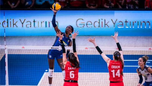 FINALE PRE FINALA: U polufinalu Svetskog prvenstva za odbojkašice sastaju se prvi favoriti