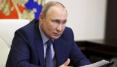 TO JE JEDNOSTAVNO BEZOBRAZLUK: Putin govorio o Majdanu i širenju NATO pakta