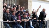 ЛОГОРАШИ У ЈАСЕНОВЦУ ИГРАЛИ И ПЕВАЛИ: Део хрватске јавности и даље срамно умањује број жртава злогласног логора