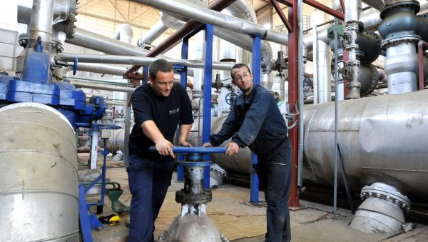 О ЗИМИ СЕ РАЗМИШЉА ВЕЋ У ЈУЛУ: Градоначелник Шапић најавио смањење градских трошкова и куповину енергената