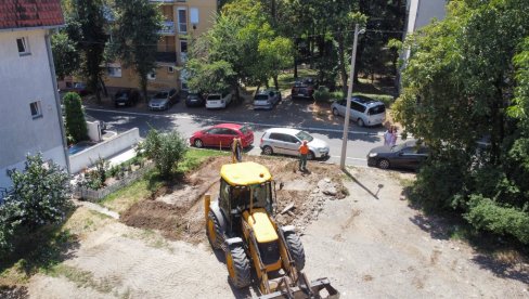 VIŠE MESTA ZA ČETVOROTOČKAŠE: Rakovica dobija nova parking mesta