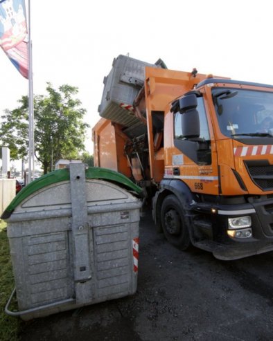 СВАКОГ ПРВОГ ВИКЕНДА У МЕСЕЦУ: Екипе Чистоће односе кабасти отпад