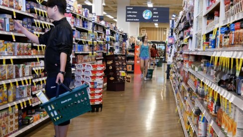 PREKO NOĆI POTONUO: Jeftini trgovački lanac koji posluje u regionu prodat