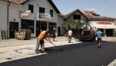 УРЕЂУЈУ ТРГ ЗЕЛЕНА ПИЈАЦА У ВРШЦУ: После две деценије стигао нови асфалт