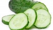 ОСВЕЖАВА, ДИЈЕТАЛАН, УБЛАЖАВА БОЛ: Краставац - идеално поврће за врућине, а неутралише задах