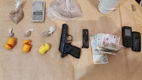 POLICIJA RASVETLILA POKUŠAJ UBISTVA U BEOGRADU: Zaplenjena droga i oružje, uhapšene tri osobe