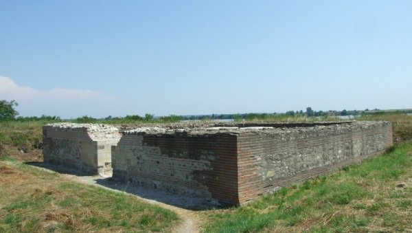 ОБНОВЉЕНА РИМСКА КАРАУЛА: Рестауриран значајни археолошки локалитет Мора Вагеи у Михајловцу код Неготина