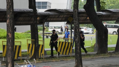 АТЕНТАТ НА БИВШУ ГРАДОНАЧЕЛНИЦУ: Три особе погинуле у пуцњави на Филипинима, отказана додела диплома (ФОТО)