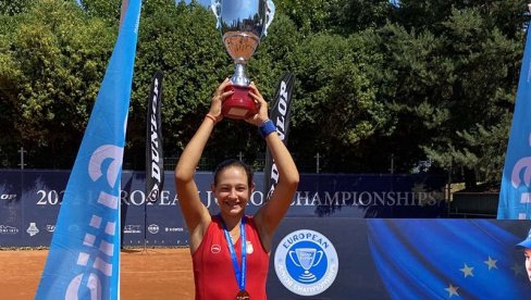 БРАВО, МИА: Млада српска тенисерка освојила титулу у Чешкој