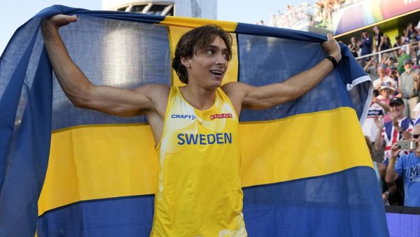 НИЈЕ ДА САМ О ТОМЕ РАЗМИШЉАО... Нестварни Швеђанин опет оборио светски рекорд и поново одушевио планету
