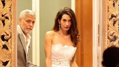 KAO DA JOJ JE OTAC: Pljušte kritike na račun nekadašnjeg zavodnika - DŽordž Kluni omatorio pored Amal (FOTO)