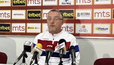 ПРАВО ИЗ АУТОБУСА НА ТЕРЕН: Раднички Ниш није као други суперлигаши