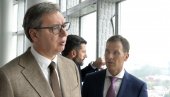 OBELEŽAVANJE GODIŠNJICE OLUJE U NOVOM SADU Vučić: Zahtevom za vraćanje ustaškog grba sve su rekli o sebi