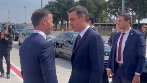 MALI ISPRATIO SANČEZA: Španski premijer završio posetu Srbiji (VIDEO)