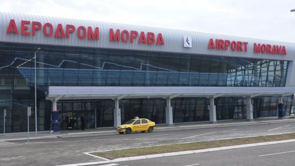 ЕВАКУИСАНА „МОРАВА“ Дојава о постављеној бомби на аеродрому код Краљева