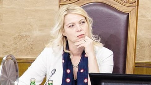 СКУПШТИНА ЦРНЕ ГОРЕ ОДЛУЧИЛА: Данијела Ђуровић остаје на месту председнице парламента