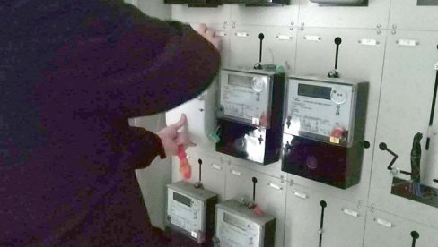 ДЕВЕТ ДЕЛОВА БЕОГРАДА ДАНАС ОСТАЈЕ БЕЗ СТРУЈЕ: Некима се електрична енергија укључује тек у 18 часова - Погледајте списак улица