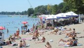 JEZERO SPREMNO  OČEKUJE KUPAČE: Letnja sezona kupanja na Adi počela danas, plaže otvorene za kupače do 18.30