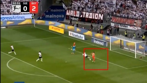 ТОМАС МИЛЕР ЈЕ БИО САМ ПРЕД ГОЛОМ: Невероватно шта је учинио (ВИДЕО)