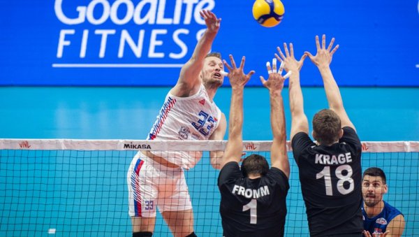 НИ ПЕТКОВИЋ НЕ ПОМАЖЕ: Падова нашег коректора у првенству Италије изгубила од одбојкаша Перуђе са 3:1