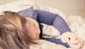 НЕВЕРОВАТНА ПРИЧА: Девојчица спавала читавих 11 година, лекари нису могли ништа (ФОТО)