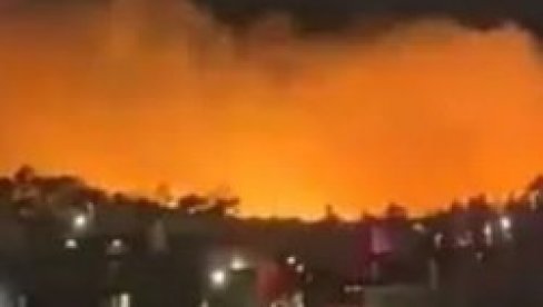 VELIKI POŽAR NA JEDNOJ OD NAJPOZNATIJIH PLAŽA U HRVATSKOJ: Podignuti i avioni, vatrogasci se bore sa stihijom (VIDEO)