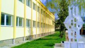 DVADESET ČETIRI HILJADE DINARA ZA RENOVIRANJE: Pomoć Ambasade Poljske Tehničkoj školi u Žagubici