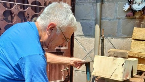 SVE ŠTO VIDI MOŽE I DA NAPRAVI: Penzioner Božidar Panić (77) iz Pirota i u trećem dobu aktivan i inovativan kao u mlađim danima