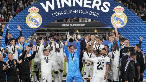 УЕФА ПРВИ ПУТ ПРИМЕНИЛА НОВО ПРАВИЛО: Реал Мадрид показао Ајнтрахту ко је газда Европе и освојио Суперкуп (ВИДЕО)