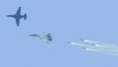(УЖИВО) РАТ У УКРАЈИНИ: Снимљен је лет руског јуришника Су-25 изнад Соледара на изузетно малој висини (ВИДЕО)