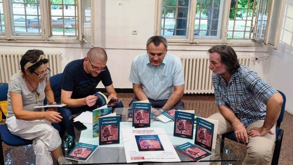 ПРОМОЦИЈА ПЕСНИЧКЕ ЗБИРКЕ „У РАСКОРАКУ“: Трећа књига Младена Стојадиновића, рођеног Параћинца