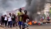 KRVAVI PROTESTI U SIJERA LEONEU: LJudi izašli na ulice zbog rasta cena, ubijeno više od 20 demonstranata (VIDEO)